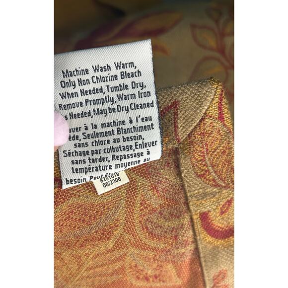 Pottery Barn table runner and lot of 12 napkins - Picture 7 of 7